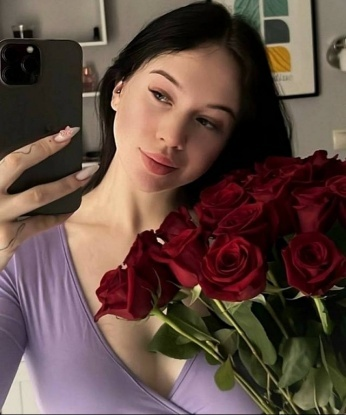 Антонина, 19